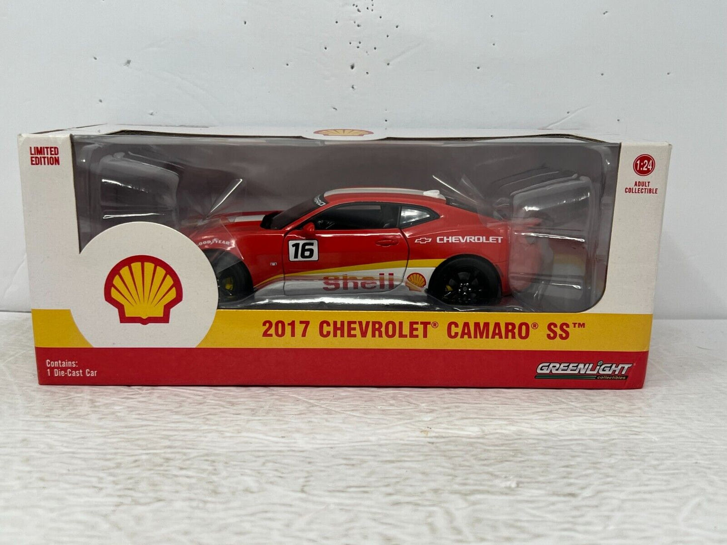 Greenlight Shell 2017 Chevrolet Camaro SS 1:24 Diecast