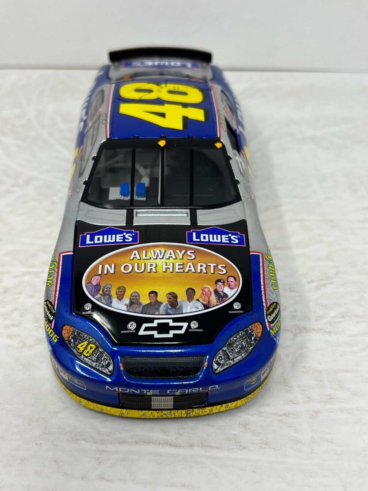 Action Nascar #48 Jimmie Johnson Lowes Atlanta Raced Win GM Dealers 1:24 Diecast