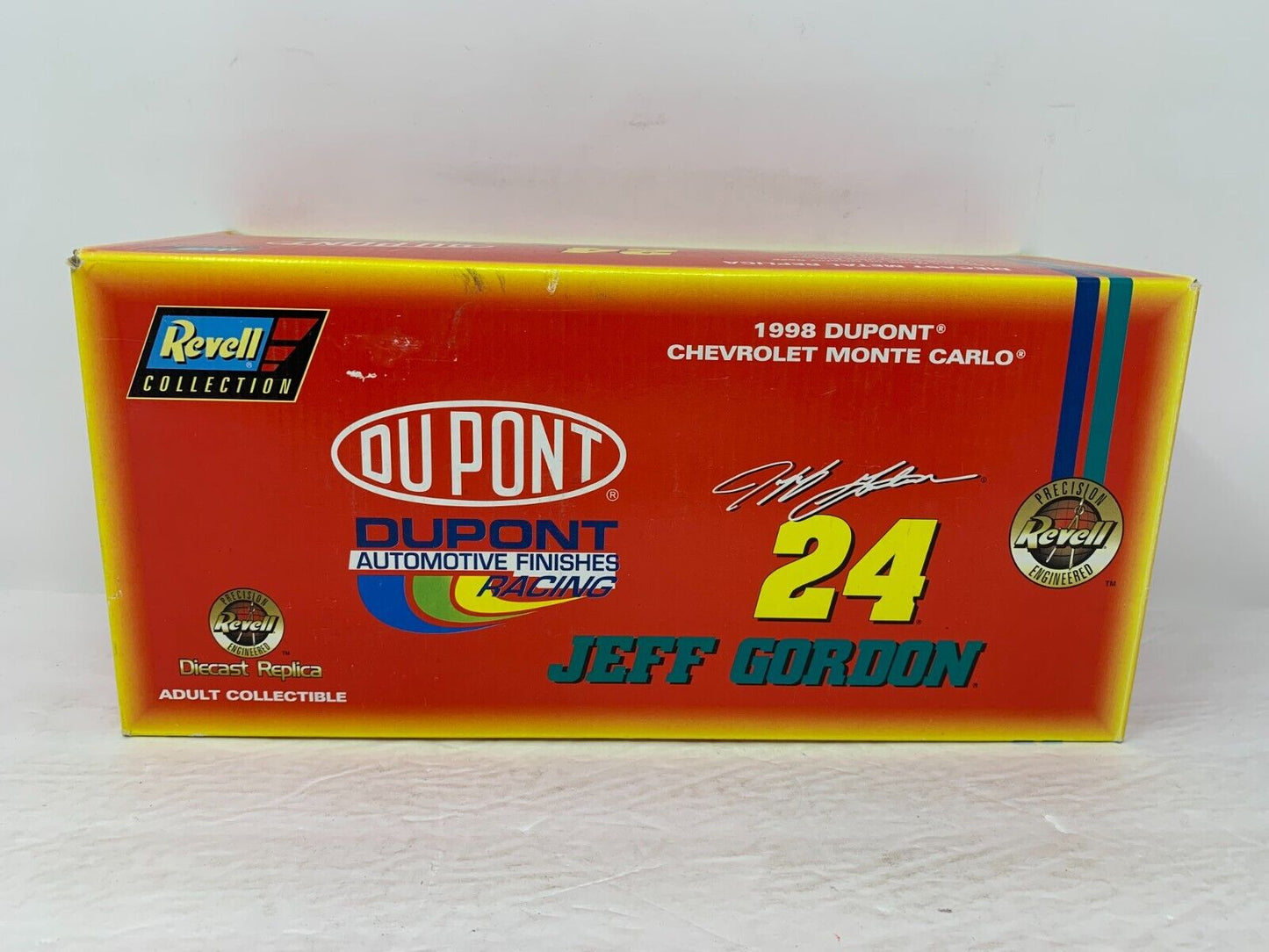 Revell Nascar #24 Dupont Jeff Gordon 1998 Chevrolet Monte Carlo 1:18 Diecast