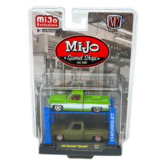 M2 Machines Speed Shop Auto-Lifts 1975 Chevrolet Silverado MJS01 1:64 Diecast