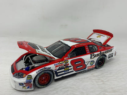 Action Nascar #8 Budweiser Dale Earnhardt Jr Daytona Win 1:24 Diecast & Figure