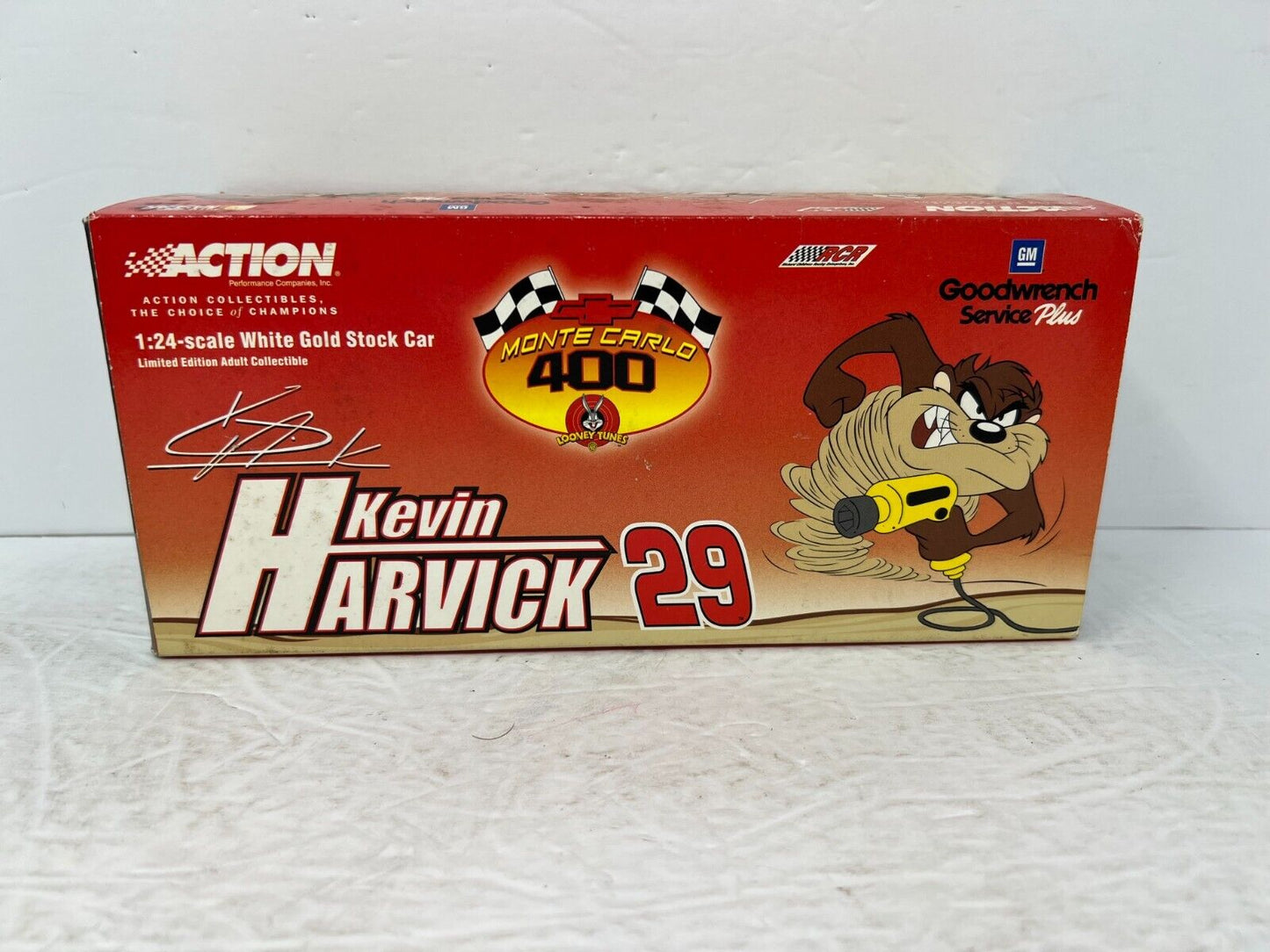 Action Nascar #29 Kevin Harvick Looney Tunes White Gold GM Dealers 1:24 Diecast