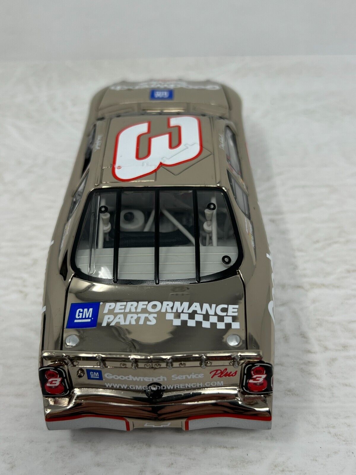 Action Nascar #3 Dale Earnhardt Sr Goodwrench White Gold GM Dealers 1:24 Diecast