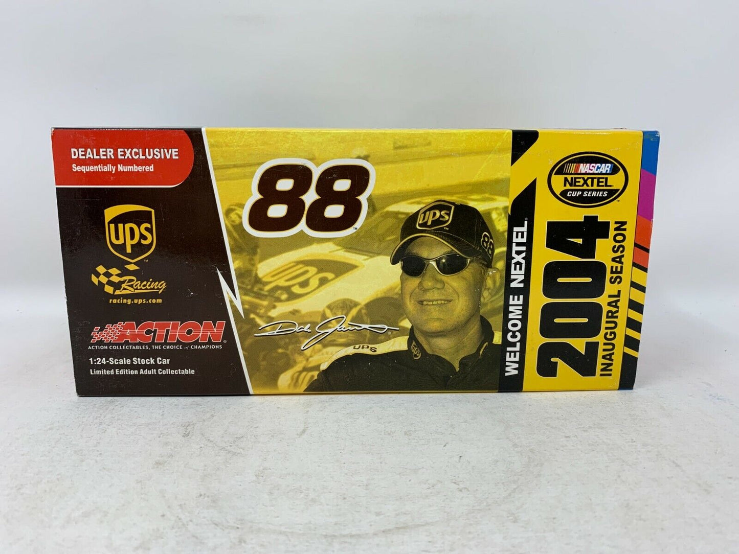 Action Nascar #88 Dale Jarrett UPS NEXTEL 2004 Ford Taurus 1:24 Diecast