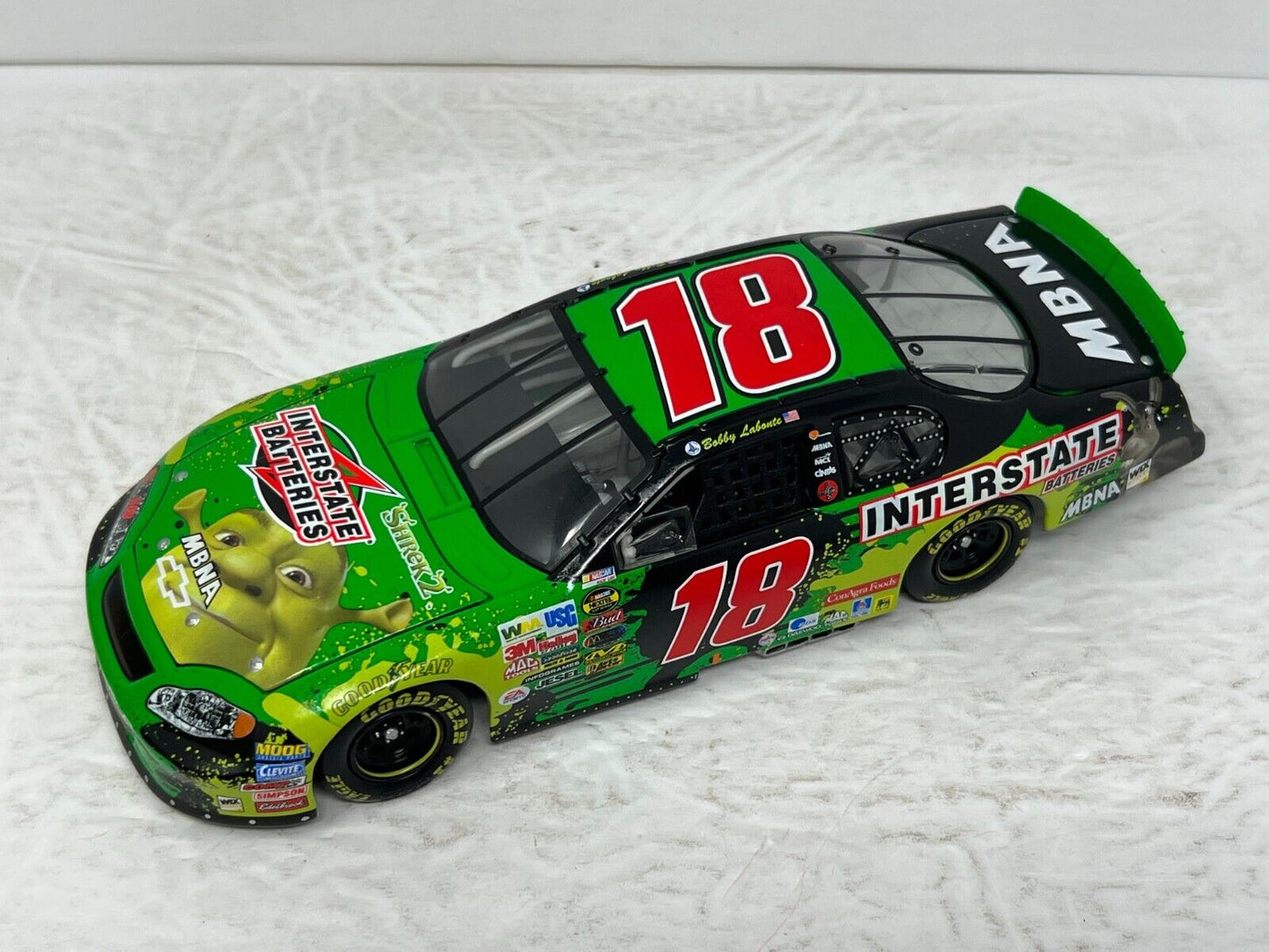 Action Nascar #18 Bobby Labonte Interstate Shrek 2 GM Dealers 2004 1:24 Diecast