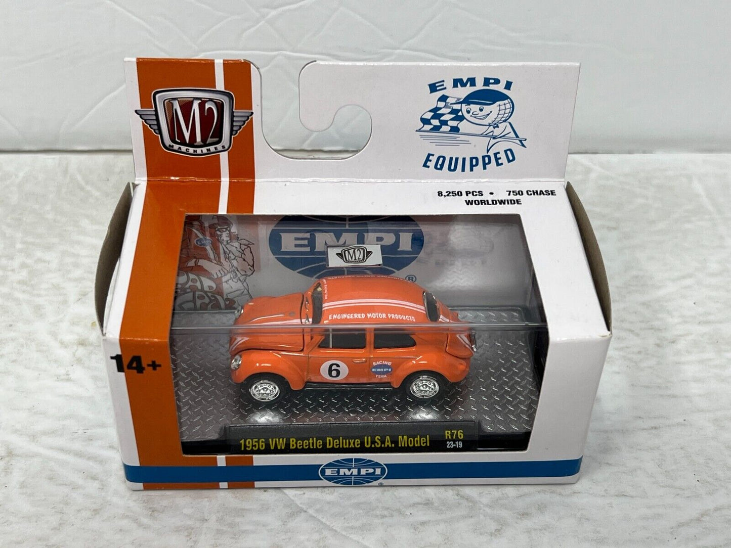 M2 Machines EMPI 1956 Volkswagen Beetle Deluxe U.S.A. Model 1:64 Diecast