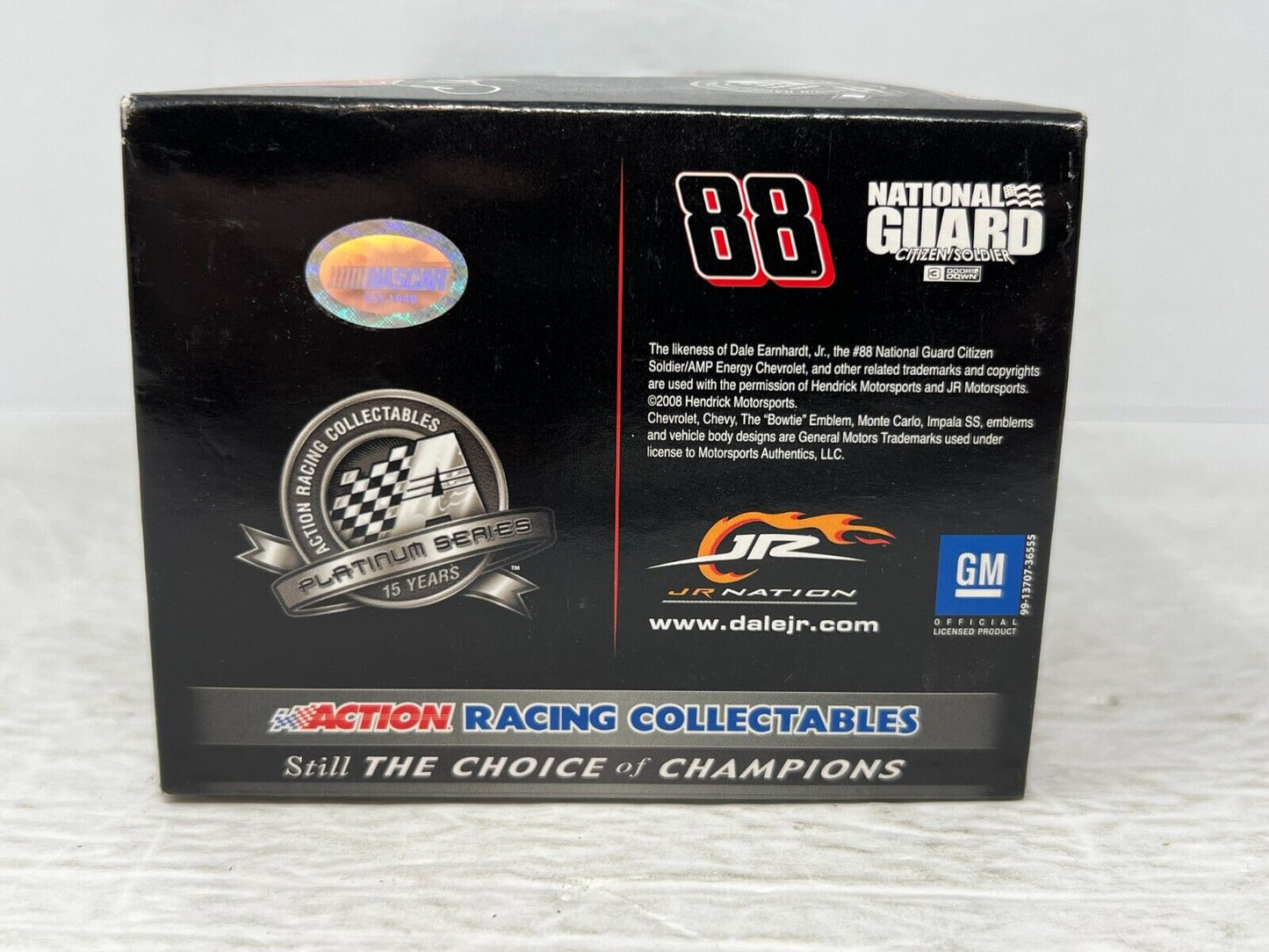 Action Nascar #88 Dale Earnhardt Jr. National Guard 3 Doors Down 1:24 Diecast