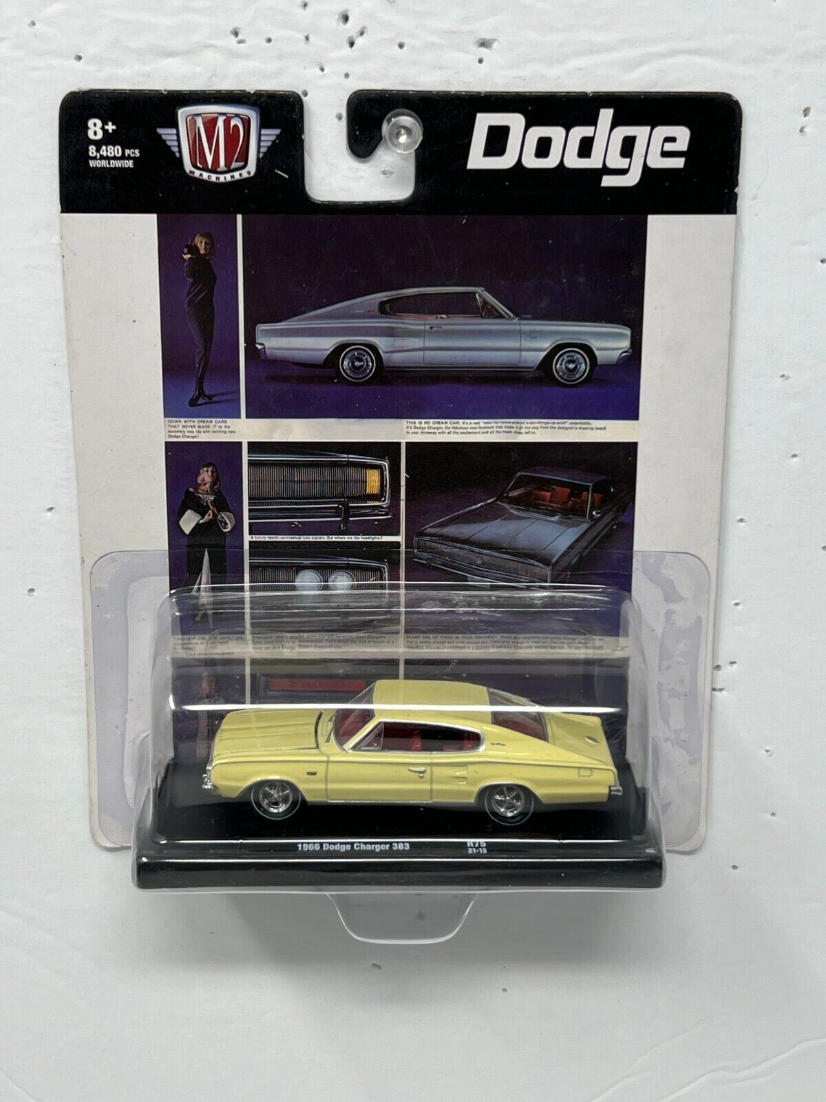 M2 Machines Dodge 1966 Dodge Charger 383 1:64 Diecast