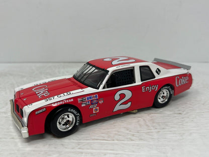 Action Nascar Legendary #2 Dale Earnhardt Sr. Coke 1980 Ventura 1:24 Diecast