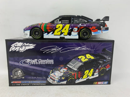 Action Nascar #24 Jeff Gordon Foundation Holiday 2008 Impala SS 1:24 Diecast