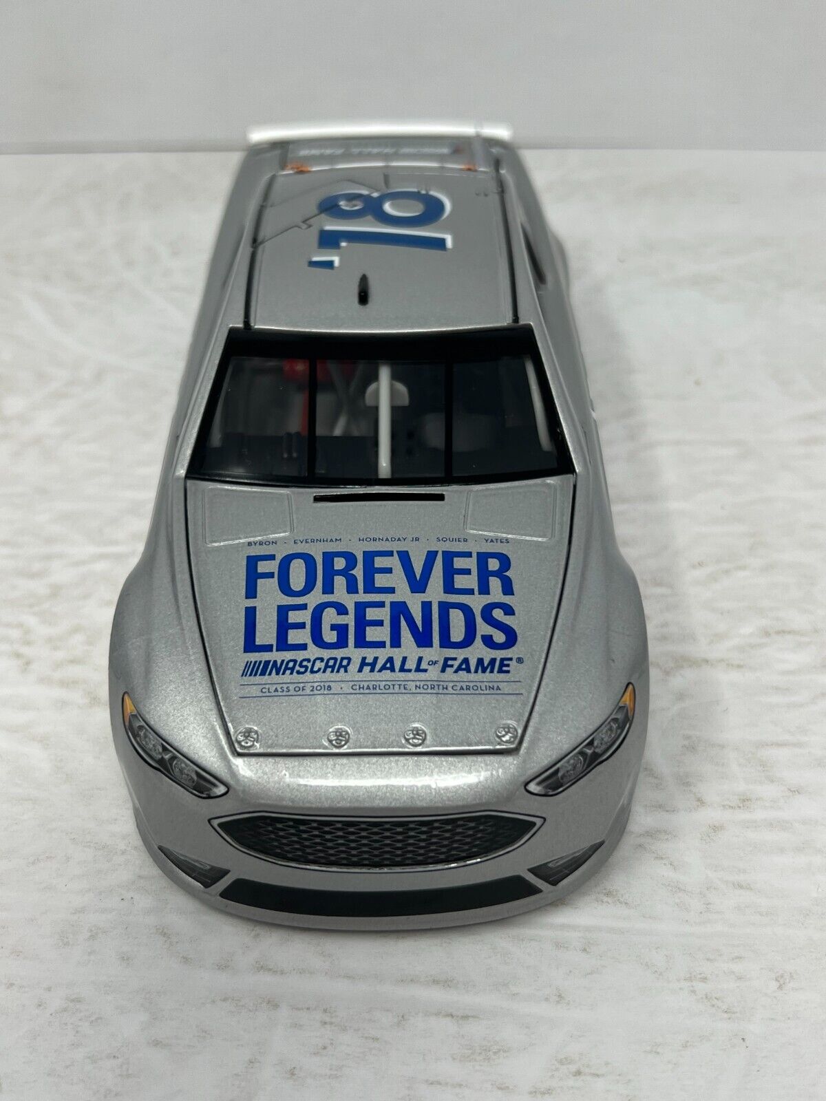 Lionel Racing Nascar #18 Hall of Fame 5 Inductees Ron Hornaday Ford 1:24 Diecast