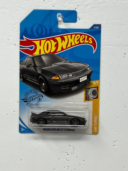 Hot Wheels HW Turbo Nissan Skyline GT-R JDM 1:64 Diecast