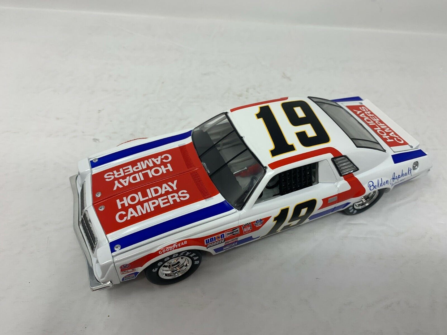 Action Nascar #19 Dale Earnhardt Sr. Belden Asphalt Malibu 1:24 Diecast