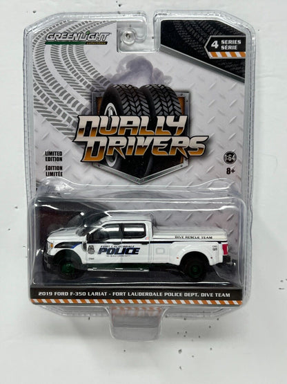 Greenlight Dually Drivers 2019 Ford F-350 Lariat GREEN MACHINE 1:64 Diecast