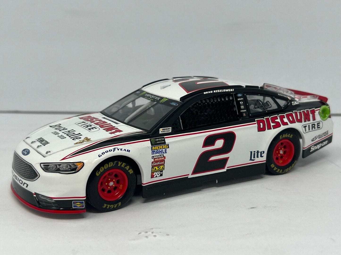 Lionel Racing Nascar #2 Brad Keselowski Bruce Halle Tribute 1:24 Diecast