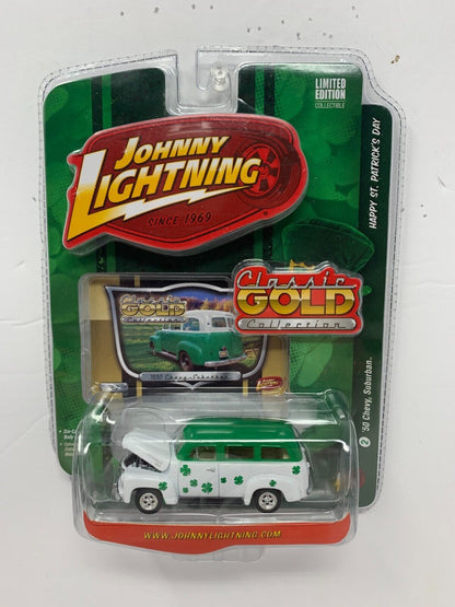 Johnny Lightning Classic Gold Collection '50 Chevy Suburban 1:64 Diecast