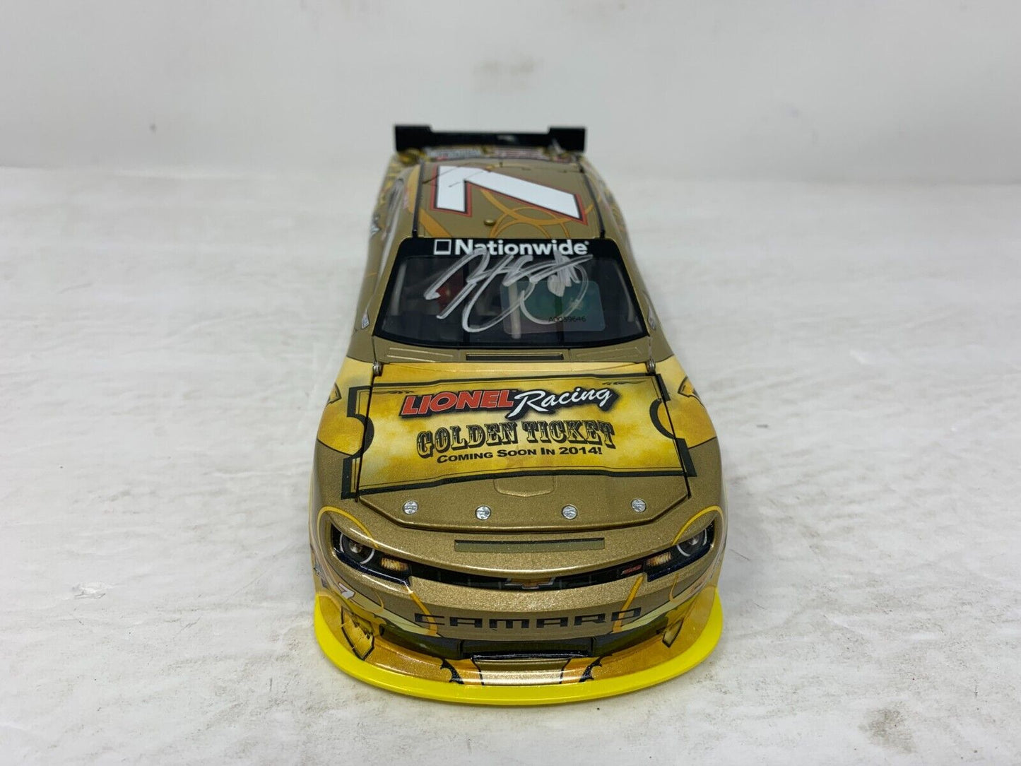 Lionel Racing Nascar #7 Regan Smith Golden Ticket Autographed Camaro 124 Diecast
