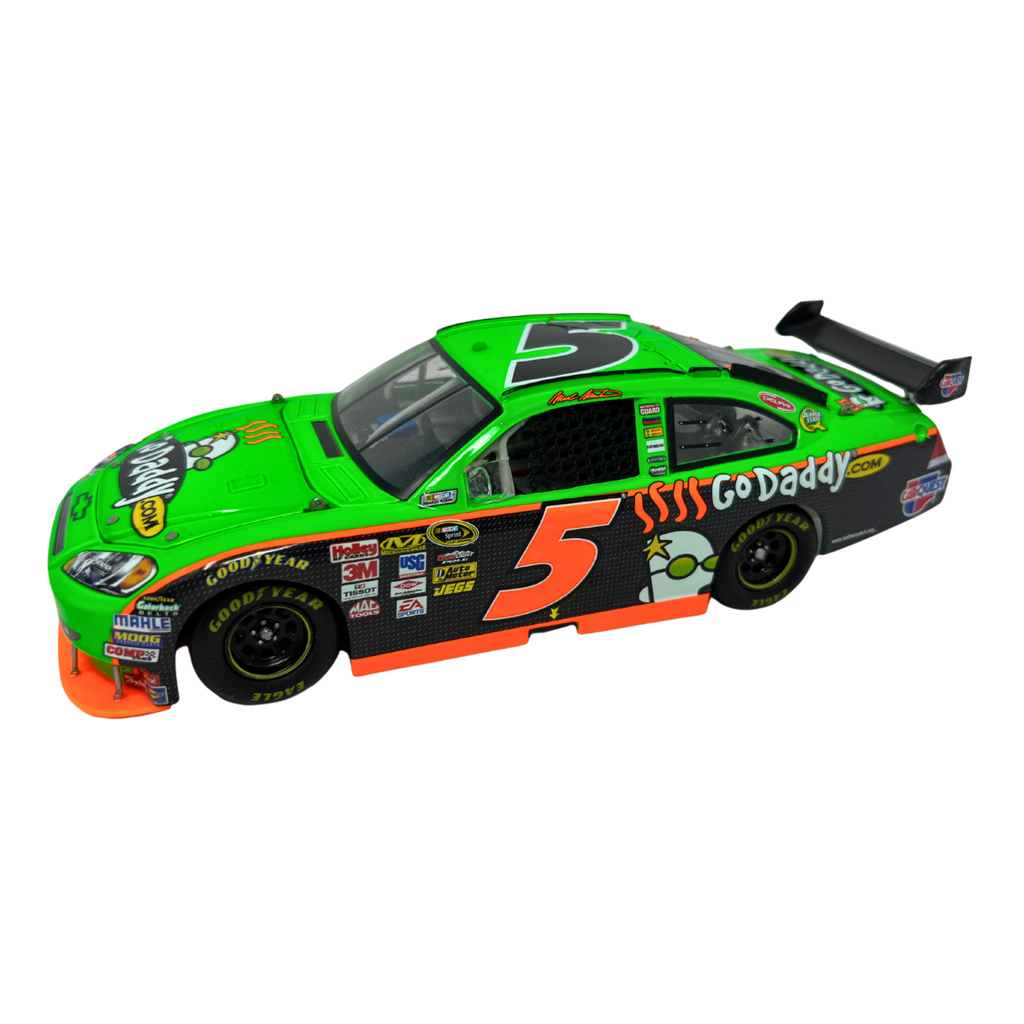 Action Nascar #5 Mark Martin GoDaddy 2010 Chevy Impala 1:24 Diecast