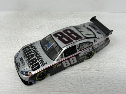 Action Nascar #88 Dale Earnhardt Jr. National Guard 3 Doors Down 1:24 Diecast