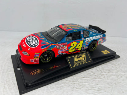 Revell Nascar #24 Jeff Gordon Dupont Winston Cup 2001 Chevy 1:24 Diecast