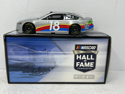 Lionel Racing Nascar #18 Hall of Fame 5 Inductees Ron Hornaday Ford 1:24 Diecast