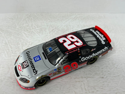 Action Nascar #29 Kevin Harvick 2005 Daytona Special GM Dealers 1:24 Diecast