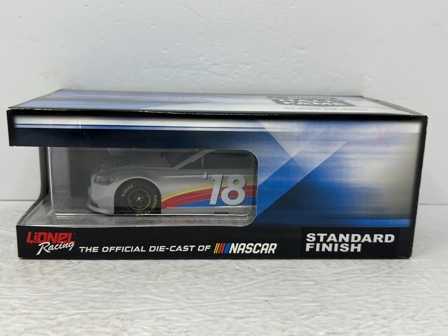 Lionel Racing Nascar #18 Hall of Fame 5 Inductees Ron Hornaday Ford 1:24 Diecast