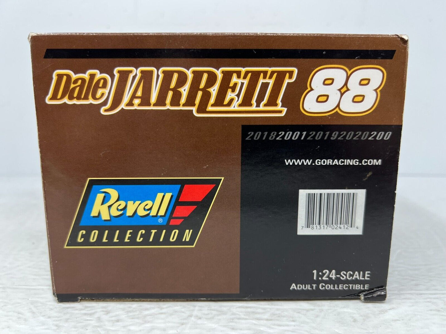 Revell Nascar #88 Dale Jarrett UPS Darlington Win 2001 Ford Taurus 1:24 Diecast