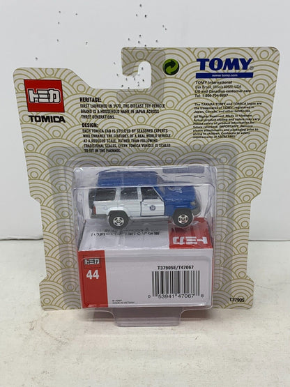 Takara Tomy Tomica #44 2020 Toyota Land Cruiser JAF Road Service 1:71 Diecast