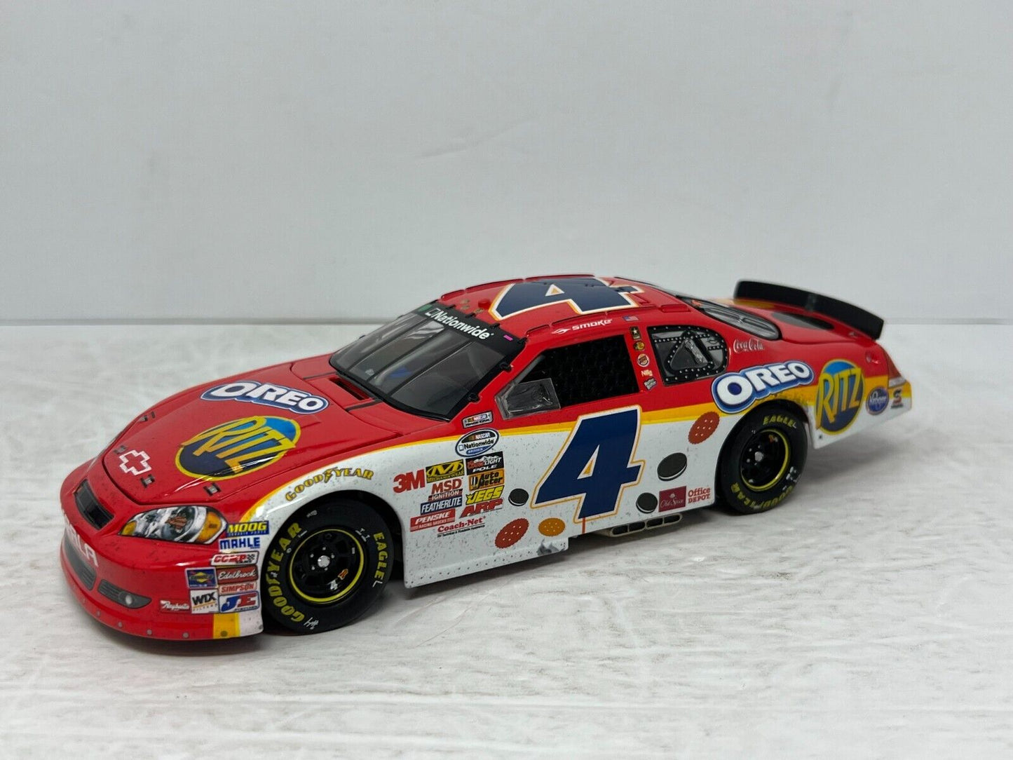 Action Nascar #4 Tony Stewart Oreo Ritz Daytona Win Raced Version 1:24 Diecast