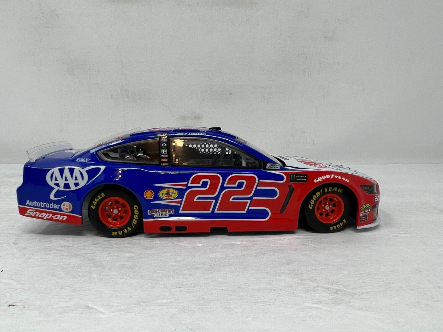 Lionel Racing Nascar #22 Joey Logano AAA Insurance 2019 Mustang 1:24 Diecast