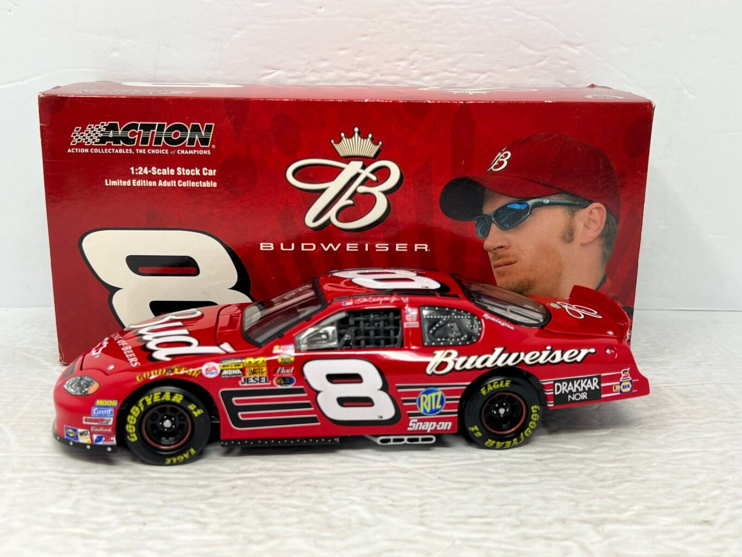 Action Nascar #8 Dale Earnhardt Jr. Budweiser GM Dealers 2004 Chevy 1:24 Diecast