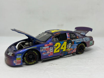 Action Nascar #24 Jeff Gordon Dupont Superman Chevy Monte Carlo 1:24 Diecast