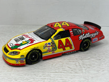 Action Nascar #44 Terry Labonte Kellogg's GM Dealers 2005 Chevy 1:24 Diecast