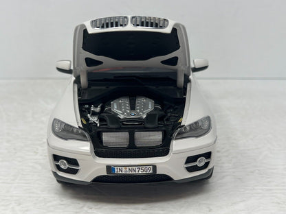 Kyosho BMW X6 xDrive50i 1:18 Diecast *Damaged and Customized*