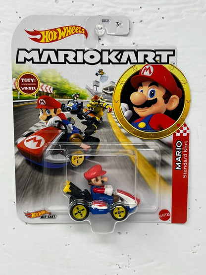 Hot Wheels Mario Kart Mario Standard Kart 1:64 Diecast