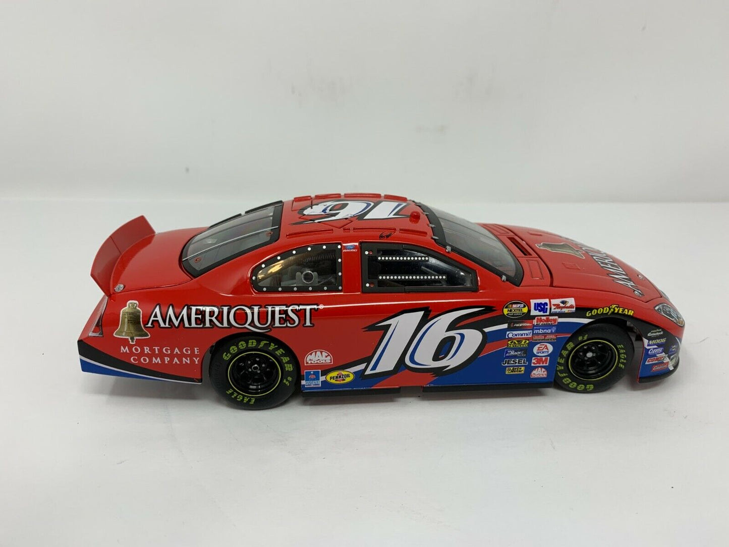 Team Caliber Preferred Nascar Greg Biffle Ameriquest Fusion 1:24 Diecast