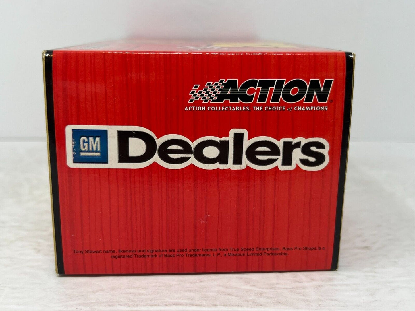 Action Nascar #20 Tony Stewart Bass Pro GM Dealers 2005 Midget 1:24 Diecast