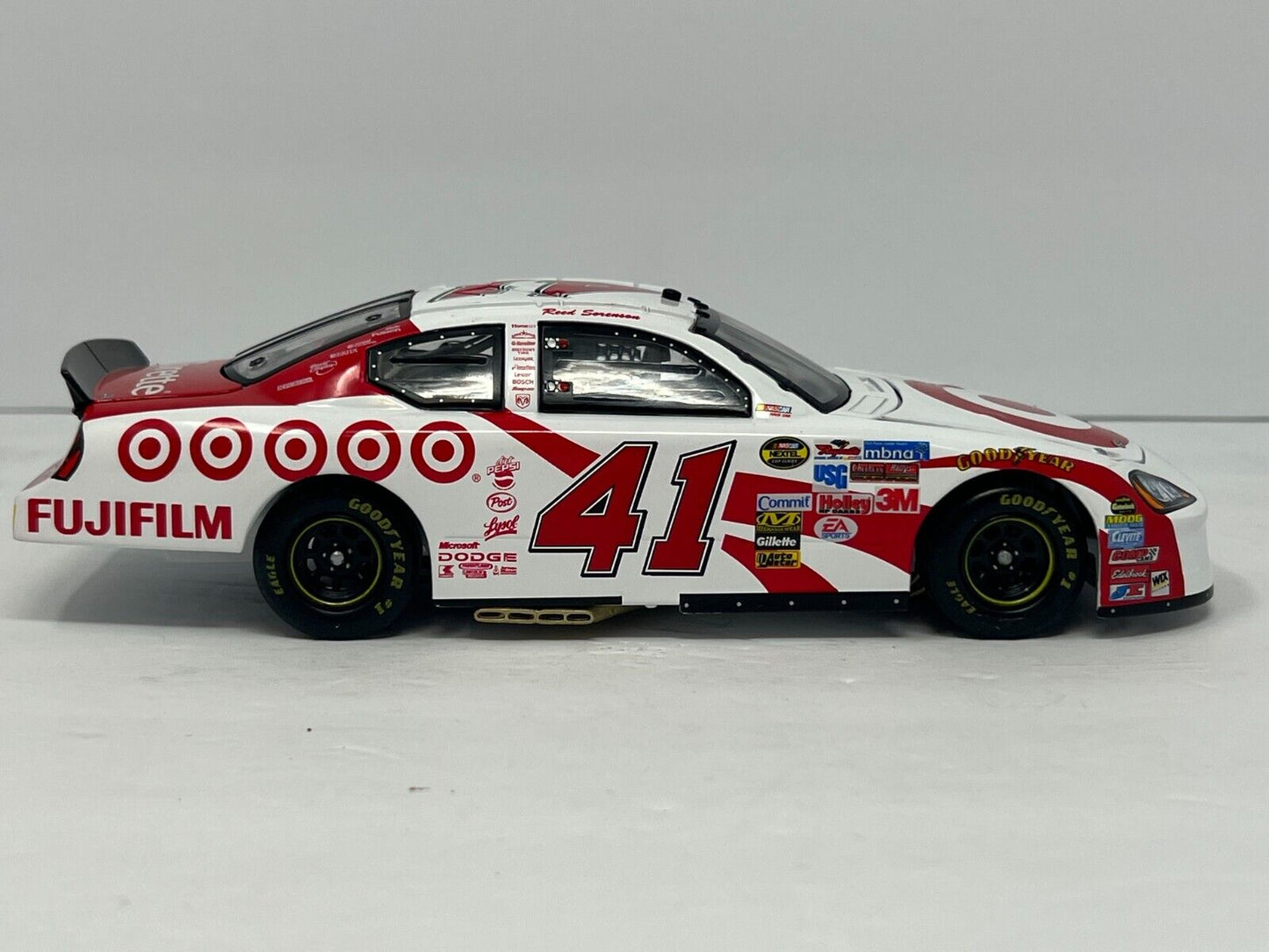 Action Nascar #41 Reed Sorenson Target 2006 Dodge Charger 1:24 Diecast