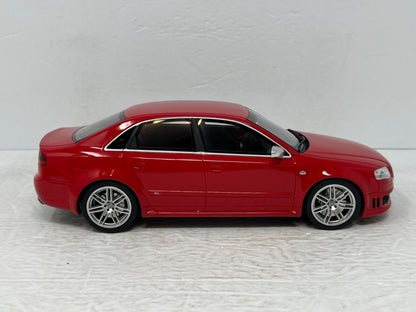 Otto Mobile Audi RS4 B7 Sedan Red 1:18 Resin Model