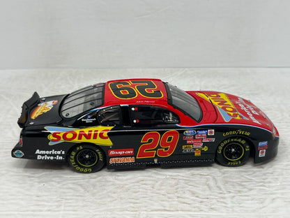 Action Nascar #29 Kevin Harvick Sonic GM Dealers 2002 Monte Carlo 1:24 Diecast