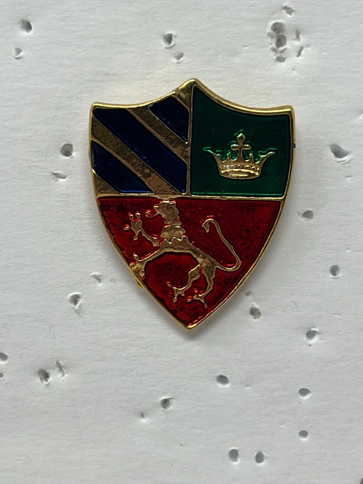 Lion Crown Shield Patriotic Lapel Pin