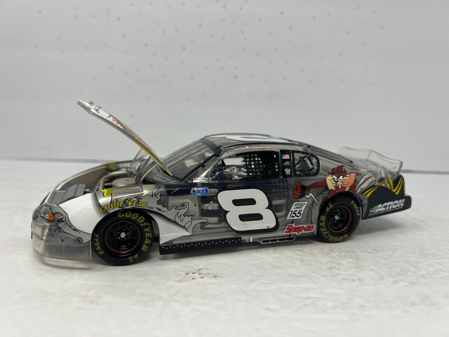 Action Nascar #8 Dale Earnhardt Jr. Looney Tunes 2002 Monte Carlo 1:24 Diecast