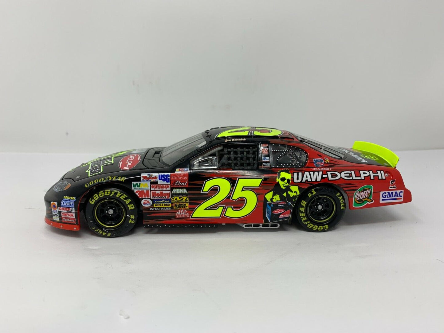 Action Nascar RCCA Joe Nemechek #25 UAW Delphi Uncle Kracker Chevy 1:24 Diecast