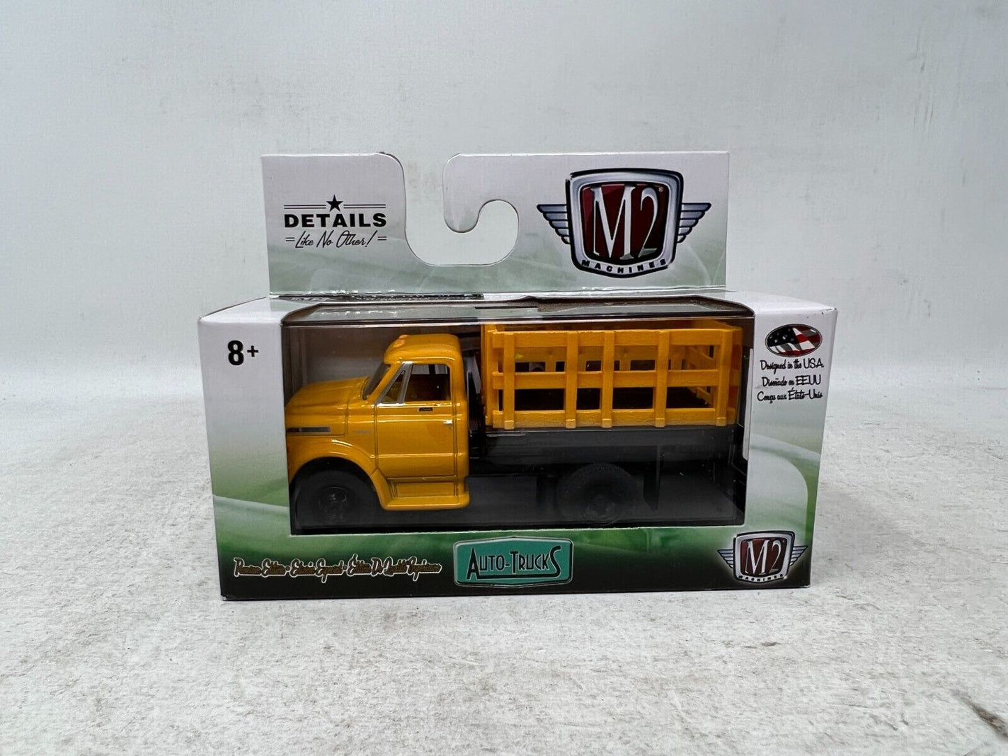 M2 Machines Auto-Trucks 1971 Chevrolet C60 Truck R48 1:64 Diecast