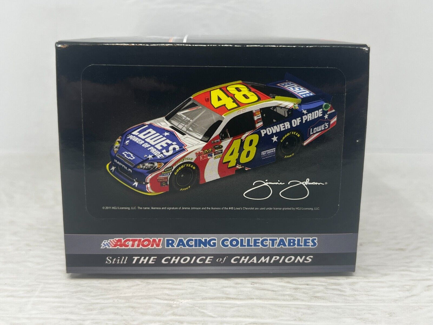 Lionel Nascar #48 Jimmie Johnson Lowe's Power of Pride 2011 Impala 1:24 Diecast