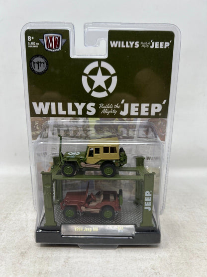 M2 Machines Auto-Lift Willys 1944 Jeep MB 1:64 Diecast