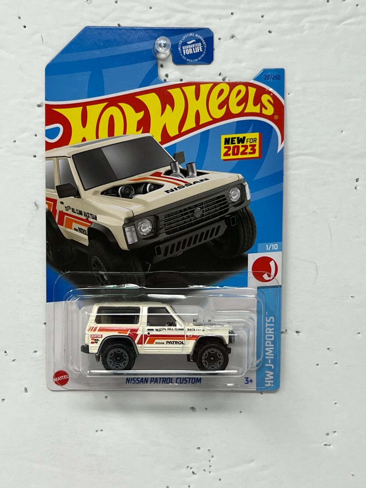 Hot Wheels HW J-Imports Nissan Patrol Custom JDM 1:64 Diecast White