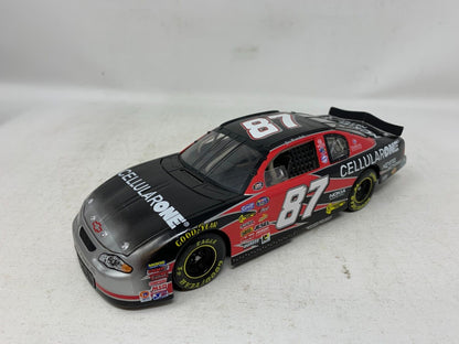 Action Nascar #87 Joe Nemechek Cellular One 2000 Monte Carlo 1:24 Diecast