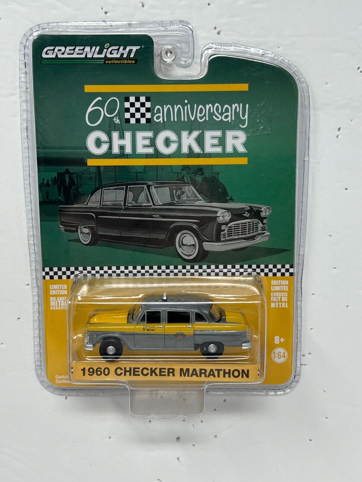 Greenlight Checker 60th Anniversary 1960 Checker Marathon RAW 1:64 Diecast